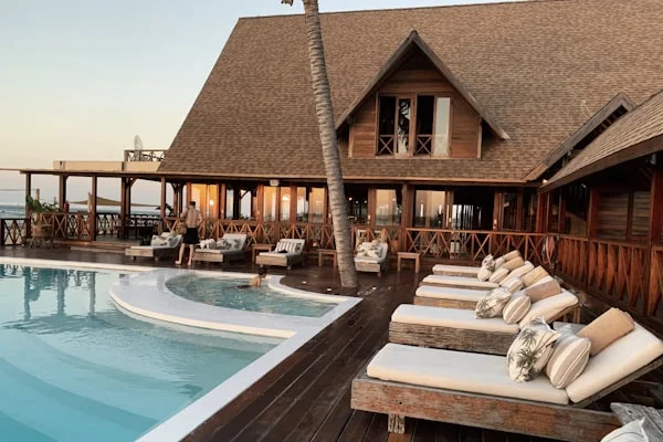 Human Luxury Leadership: Alinear equipos en la alta hotelería